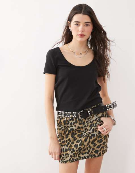COLLUSION - T-shirt nera con scollo rotondo - view 1