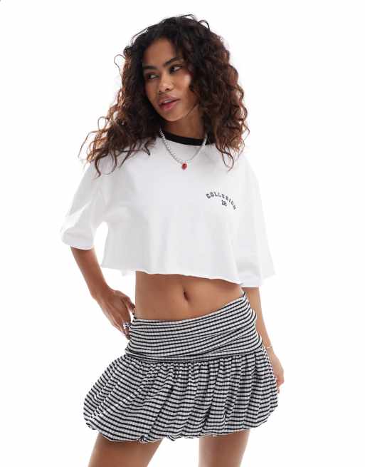 COLLUSION - T-shirt squadrata taglio corto bianca con logo stile college