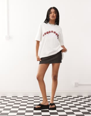 COLLUSION – T-shirt z grafiką z gwiazdami - view 1