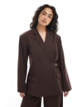 [Collusion] COLLUSION tailored oversized belt detail blazer in chocolate (part of a set)-Brown 4 Chocolate