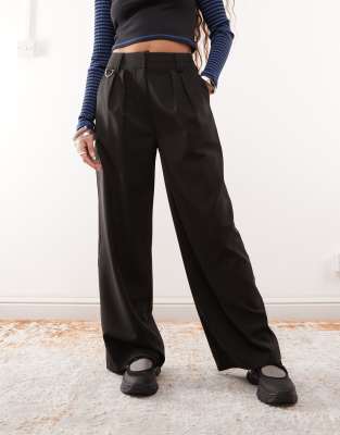 Collusion Tailored Wide Leg Pants In Black