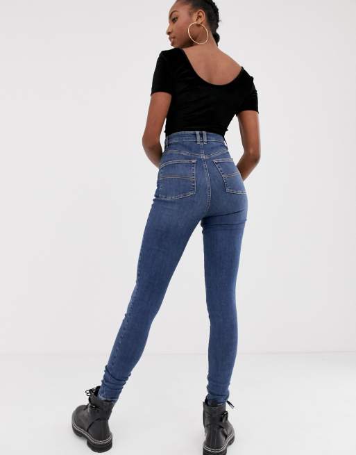 COLLUSION Tall x001 – Enge Jeans in verwaschenem Mittelblau, 2 von 4
