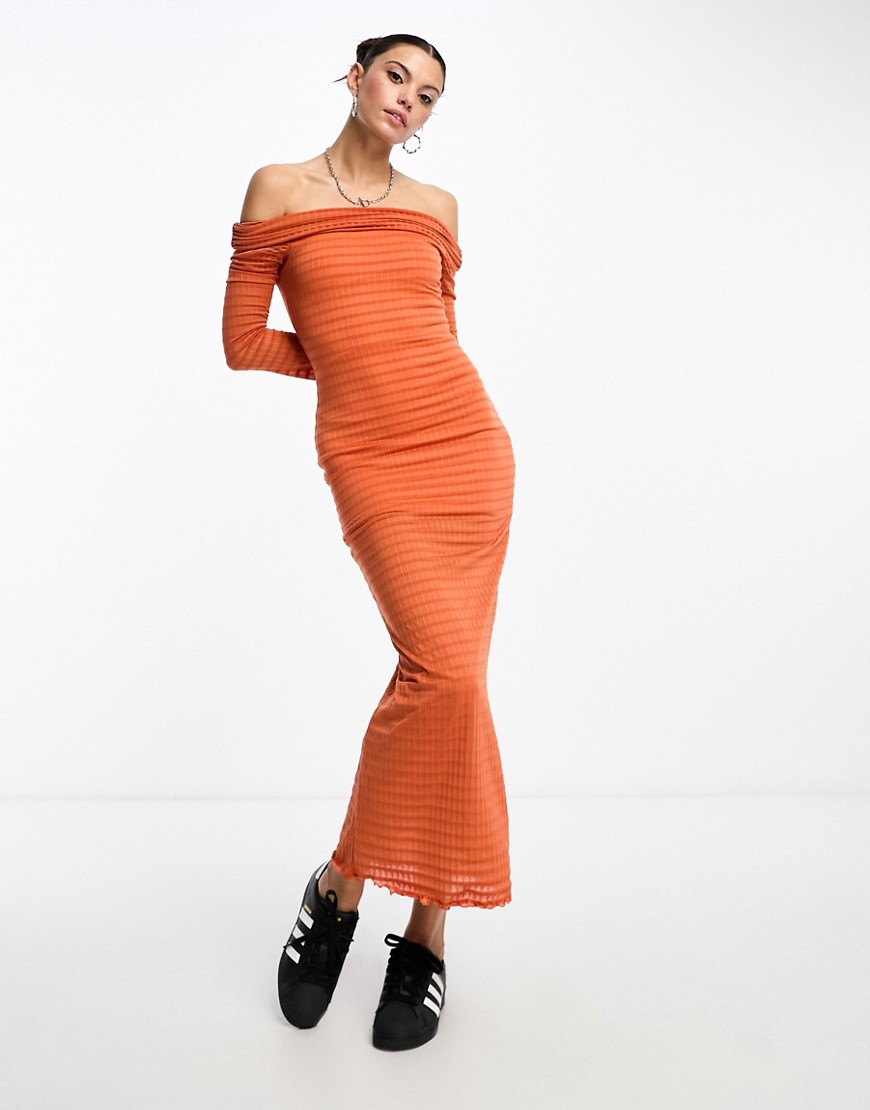COLLUSION textured bardot maxi dress in orange