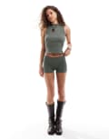[Collusion] COLLUSION textured micro shorts in khaki-Green 18 KHAKI