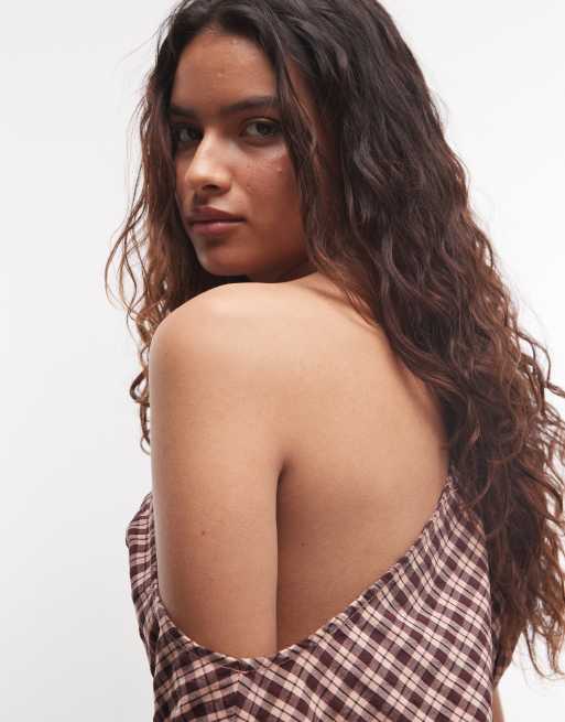 COLLUSION tie back off the shoulder woven top in burgundy check, 3 of 4