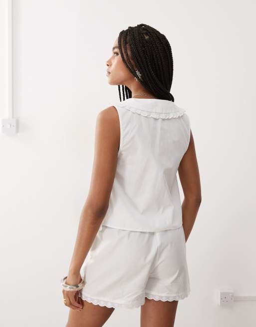 COLLUSION tie front top with collar detail in white