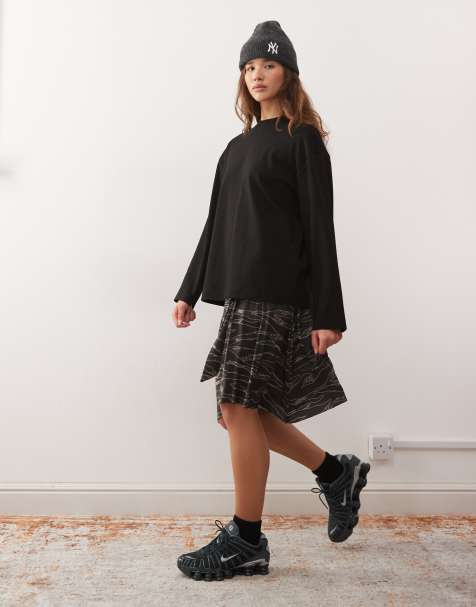 COLLUSION tie waist ring detail skirt in tiger camo print - view 1