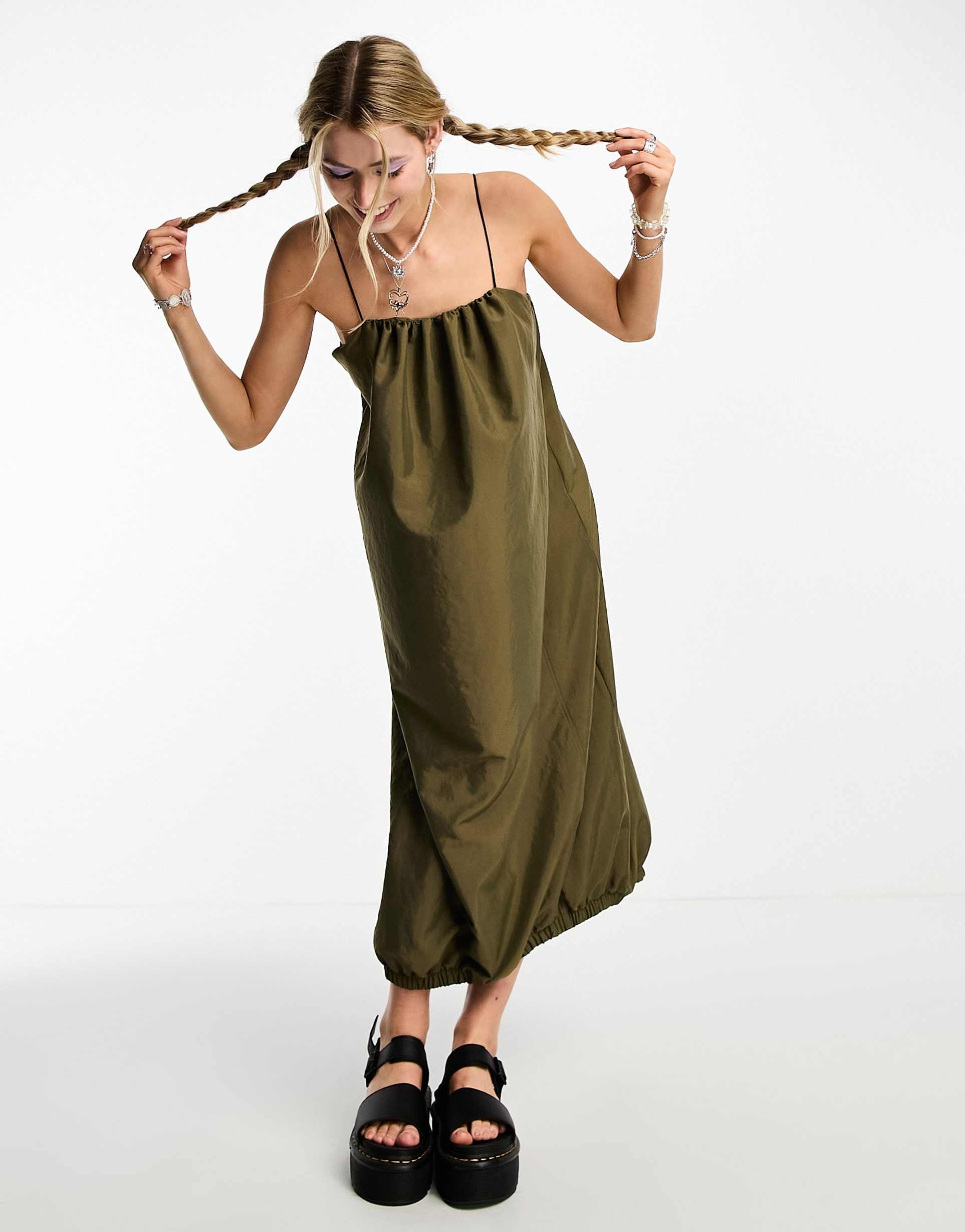 collusion toggle strap maxi dress in khaki