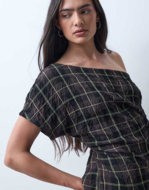 COLLUSION top van geweven stof met strik op de rug en blote schouders in bruine ruit, 2 van 5