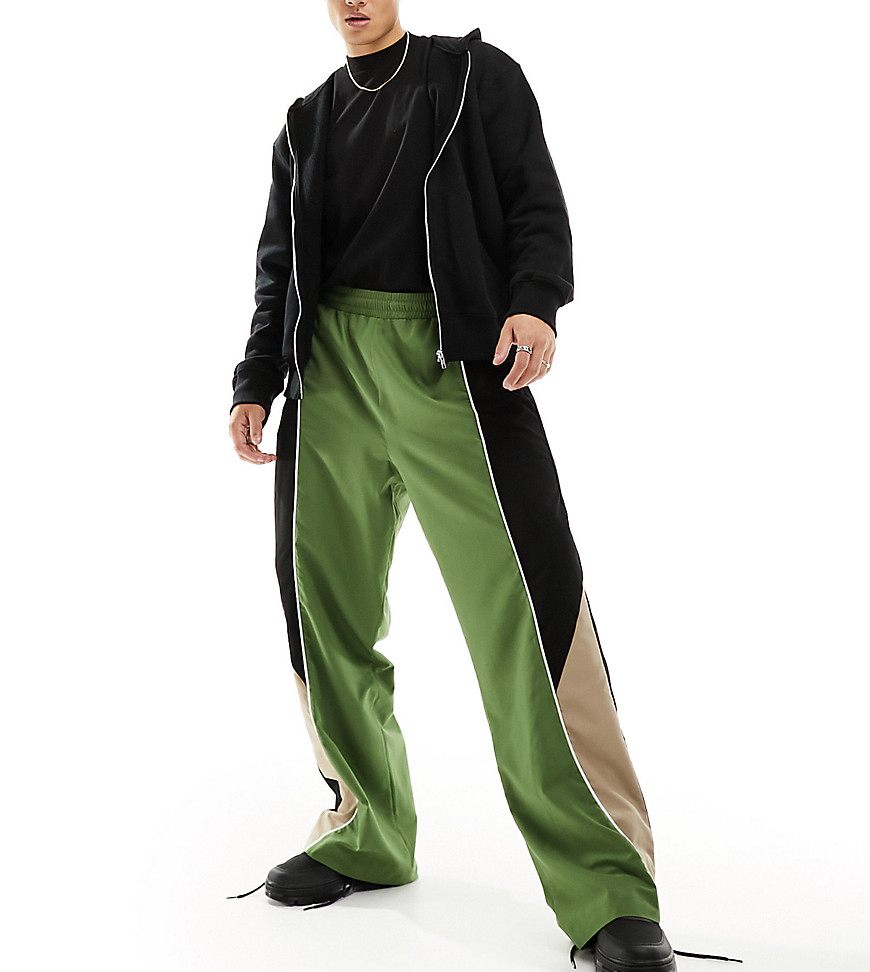 COLLUSION Tracksuit jogger in green-Black