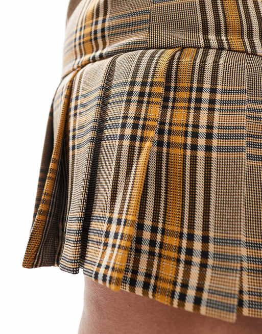 COLLUSION ultimate tailored pleated mini skort in brown heritage check, 3 of 5