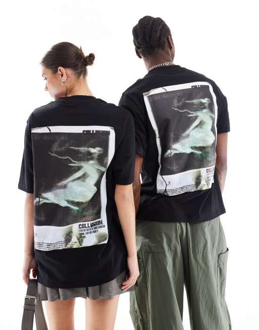 COLLUSION Unisex black t-shirt with underwater photograph print
