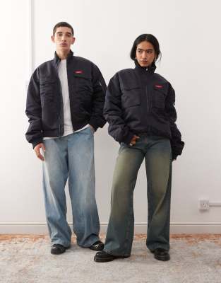 COLLUSION Unisex - Bomberjacke in Marineblau mit hohem Kragen