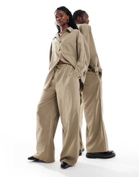 COLLUSION Unisex co-ord balloon trousers in brown pinstripe with print - view 1
