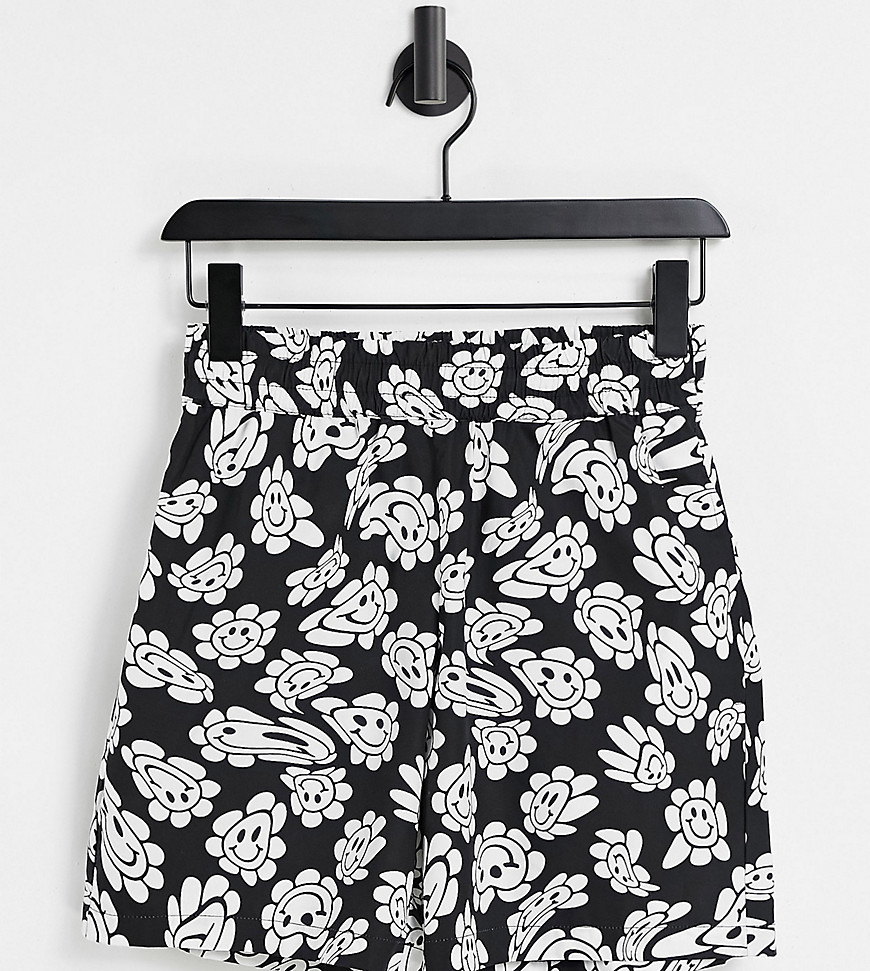 COLLUSION Unisex coordinating shorts with warped print-Black