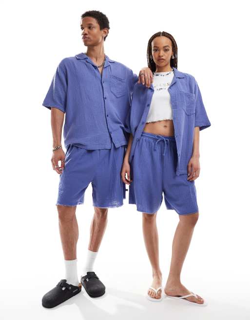 COLLUSION Unisex - Coordinato con camicia oversize testurizzata a maniche corte con bordi grezzi e colletto a rever