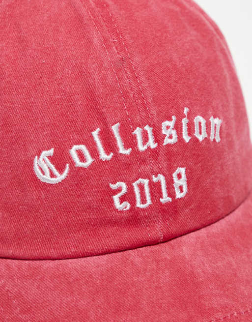 COLLUSION Unisex – Czerwona czapka z daszkiem, efektem sprania i uczelnianym logo, 4 z 4