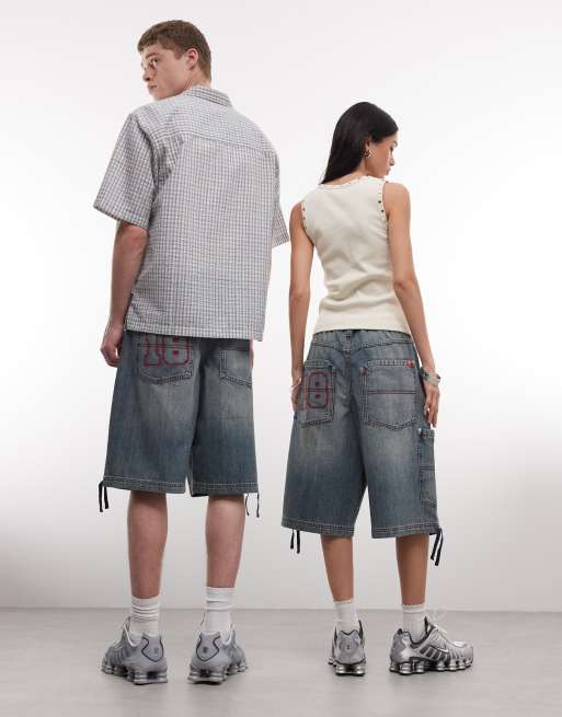COLLUSION Unisex denim cargo short in light wash, 4 of 4