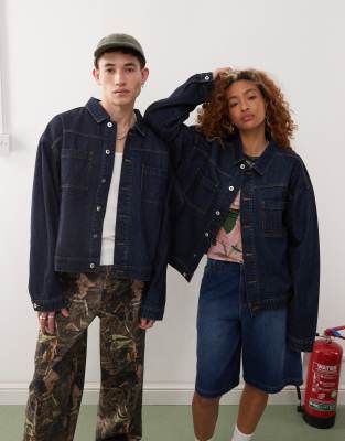 Unisex denim trucker jacket in rinsewash-Blue