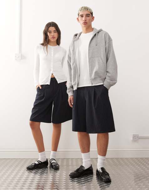 COLLUSION Unisex – Dopasowane szerokie szorty w prążki - view 1