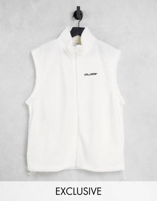 COLLUSION Unisex - Ecru vest i imiteret lammeskind