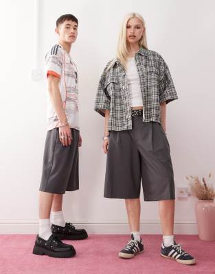 COLLUSION Unisex - Elegante Jorts in Grau