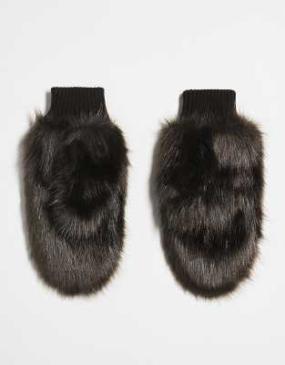 COLLUSION Unisex faux fur oversized mitten in brown