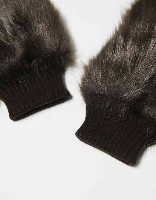 COLLUSION Unisex faux fur oversized mittens in brown, 2 of 4