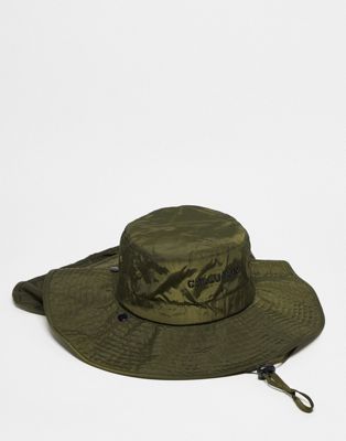 COLLUSION Unisex festival bucket hat with neck cover in green