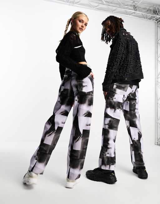 COLLUSION Unisex festival vintage printed faces baggy jeans in mono, 3 of 4