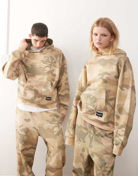 COLLUSION Unisex - Firkantet hættetrøje med camouflageprint - view 1