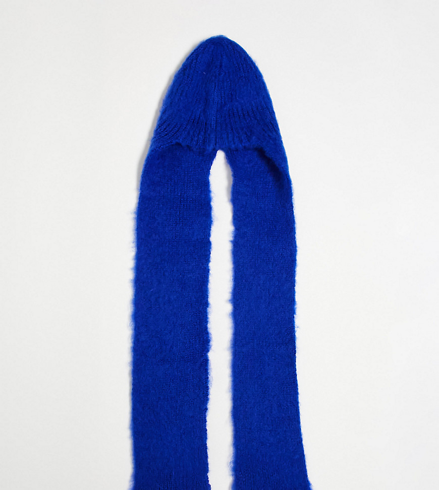 COLLUSION Unisex fluffy beanie in blue