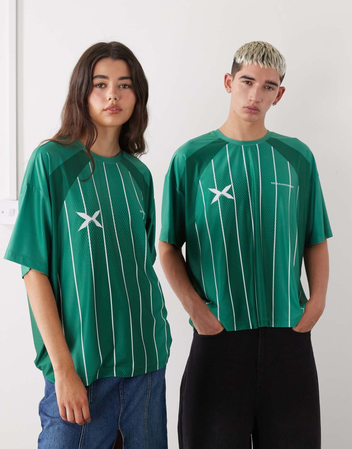COLLUSION Unisex football top t-shirt in green