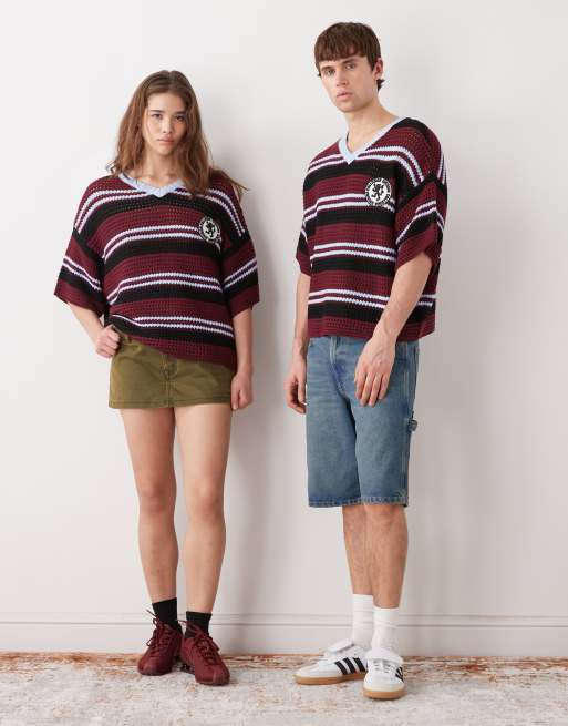 COLLUSION Unisex – Fußball-T-Shirt aus Strick in Rot, 2 von 4