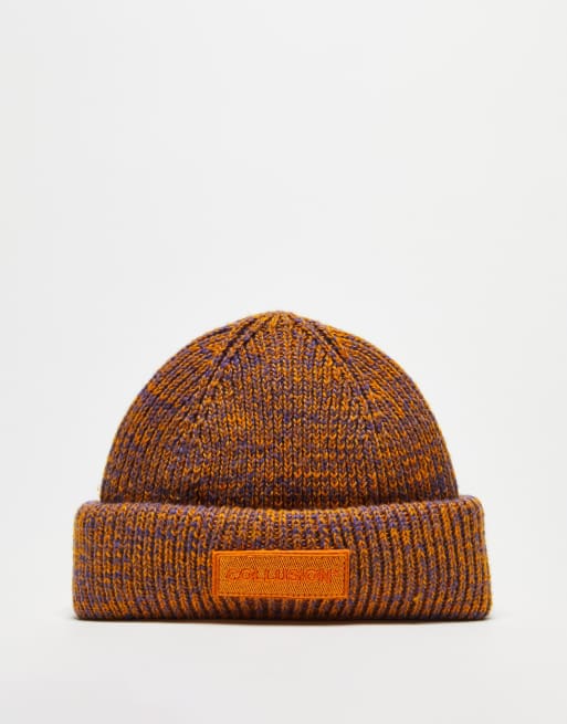 COLLUSION Unisex - Gebreide space-dye vissersbeanie met logo in paars