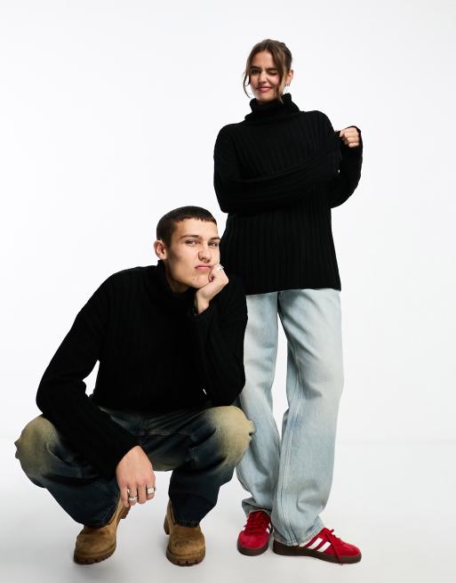 COLLUSION Unisex – Gerippter Oversize-Rollkragenpullover aus Strick in Schwarz