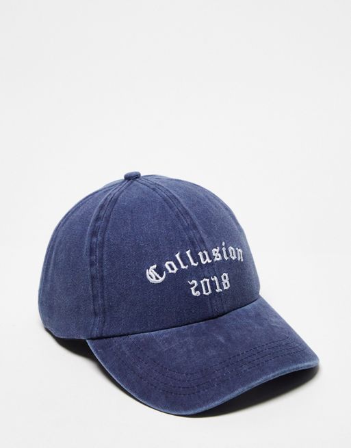 COLLUSION Unisex – Granatowa czapka z daszkiem, efektem sprania i uczelnianym logo