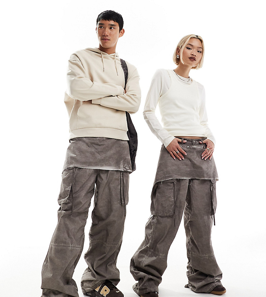 Unisex iconic utility pants with removable skirt in washed brown