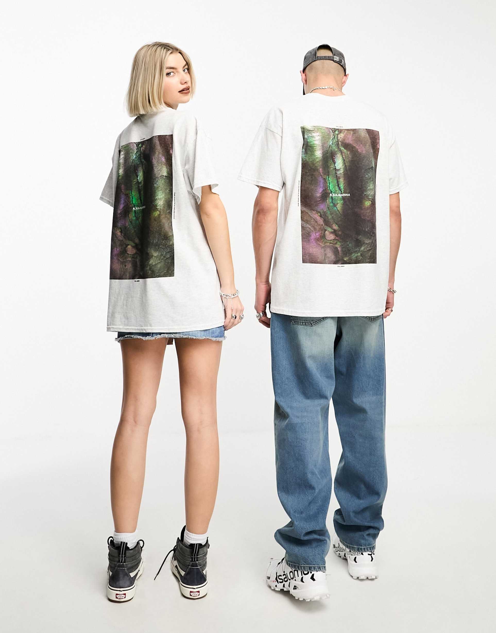 collusion unisex iridescent photographic printed t-shirt in gray