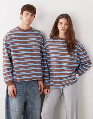 COLLUSION Unisex - Kastiges T-Shirt mit Streifen in Braun und Blau-Bunt