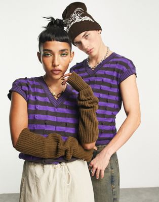 COLLUSION Unisex knitted 3D textured striped vest in dark brown and purple