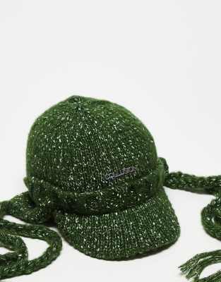 COLLUSION Unisex knitted cap with tassels in green