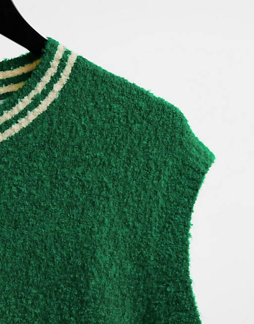  COLLUSION Unisex knitted high v neck vest in green 