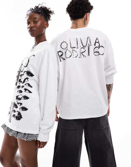 COLLUSION Unisex licensed festival oversized Olivia Rodrigo long sleeve t-shirt in white, 4 of 4