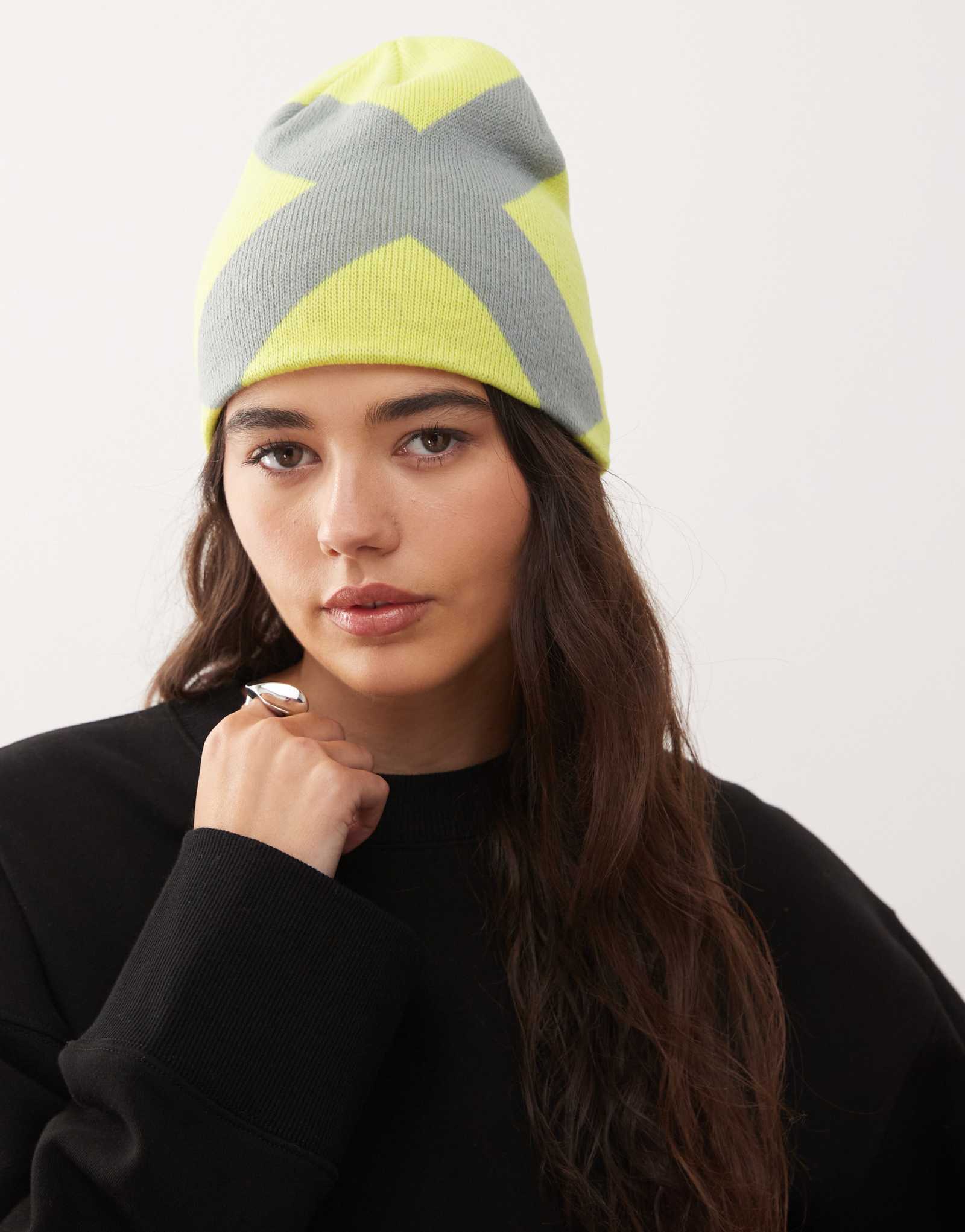 Шапочка COLLUSION Unisex lime big X beanie