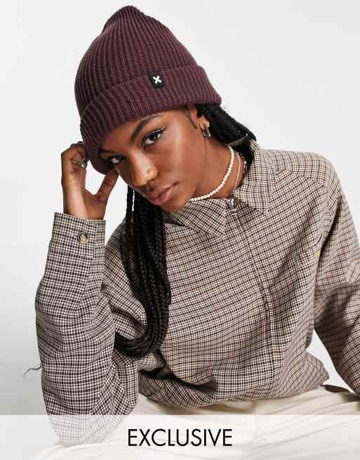COLLUSION Unisex logo beanie in plum