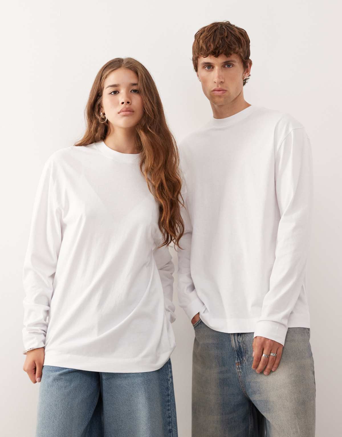 COLLUSION Unisex long sleeve t-shirt in white