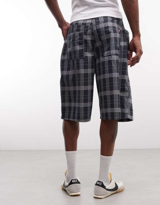 COLLUSION Unisex longline baggy jorts in dark check, 4 of 5