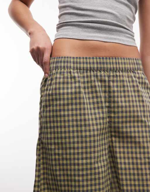 COLLUSION Unisex longline shorts in green gingham, 3 of 4