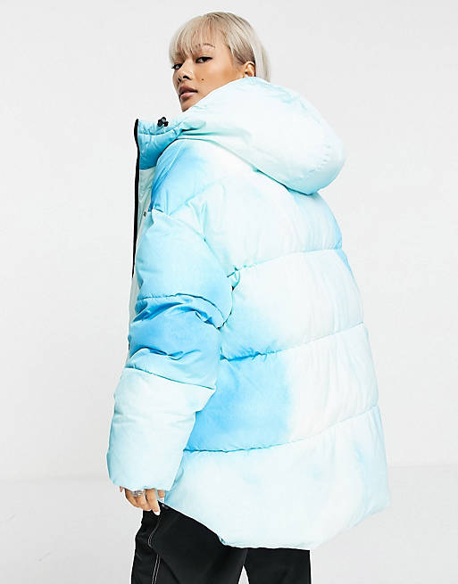  COLLUSION Unisex ombre print submarine puffer jacket in blue 
